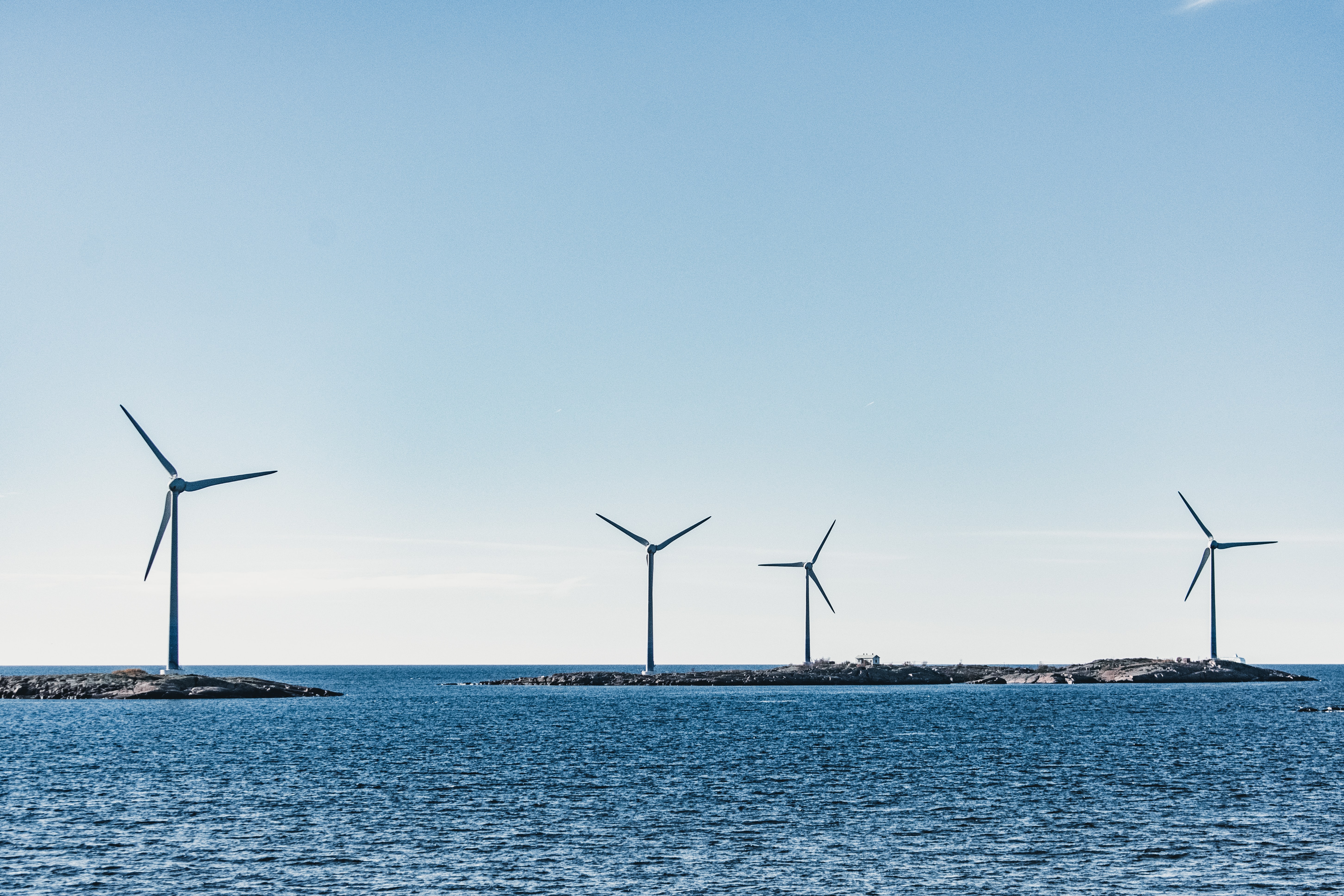 mary-ray-klVPRIylMJY-unsplash Why wind energy is so important to impulse a green recovery in Europe?  